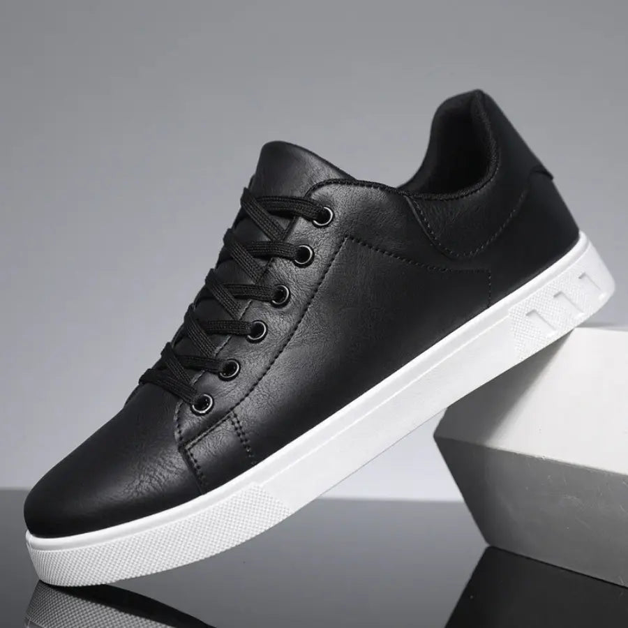 Men's Lace-Up Trainers