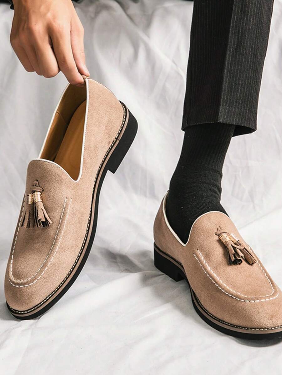 Men's Loafers with Stitching